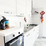 Apartament Donatella House *